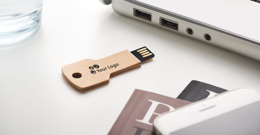 Chiavette USB personalizzate, i gadget aziendali geek - Gadget365 Blog