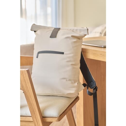 Zaino roll-top in PU riciclato NAIYA
