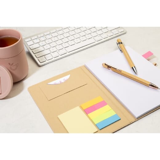 Quaderno A5 con post-it CONUS
