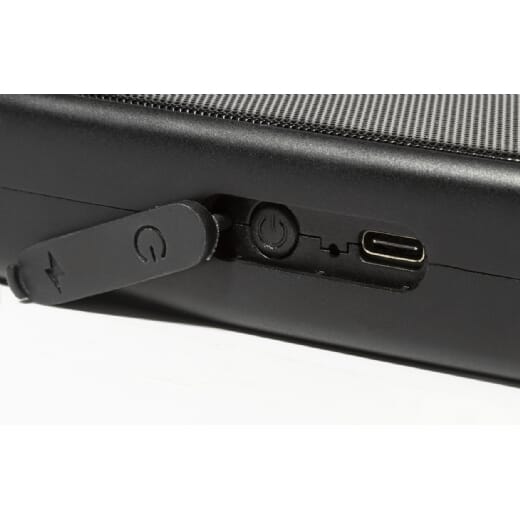 Cassa wireless con torcia led MAGBEAT