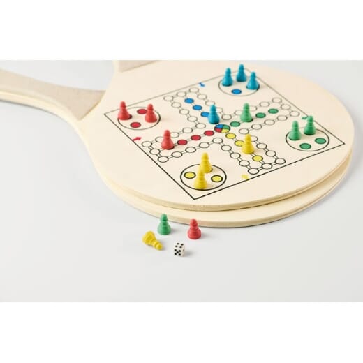 Set da spiaggia con vari giochi IWON